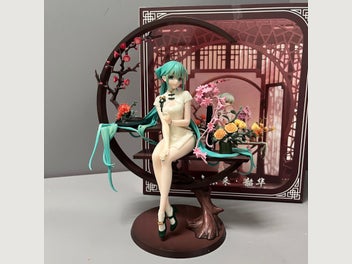 Image 1 of 4