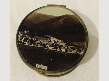 Image 1 of 4