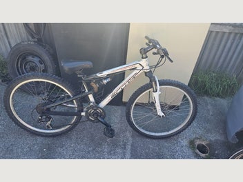 Image 1 of 4