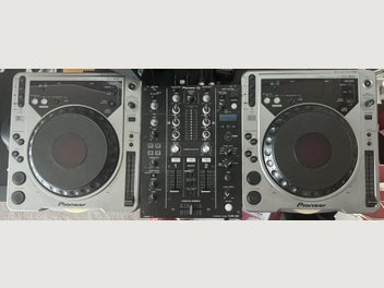 Image 1 of 3