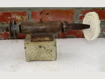 Image 1 of 4