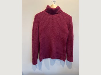 Image 1 of 8
