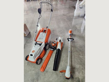 Image 1 of 7