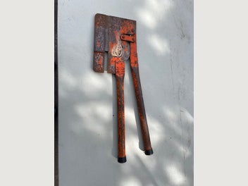 Image 1 of 1