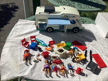Image 1 of 8