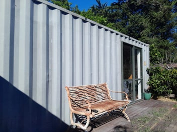 Image 1 of 6