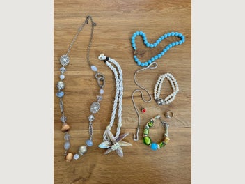 Image 1 of 8