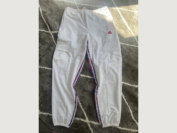 Image 1 of 8