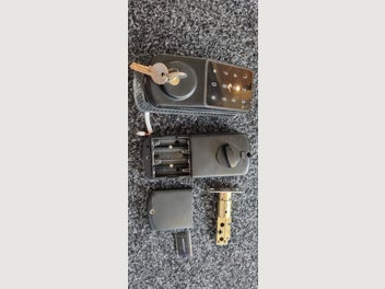 Image 1 of 1