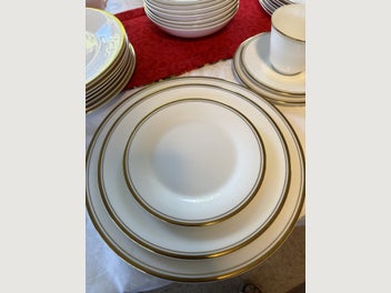 Image 1 of 7