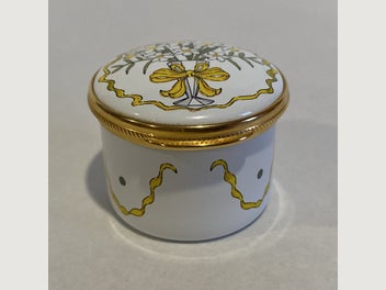 Image 1 of 8