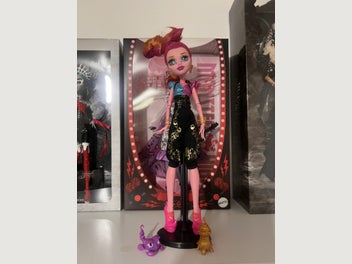 Image 1 of 1