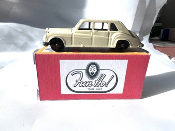 Image 1 of 10