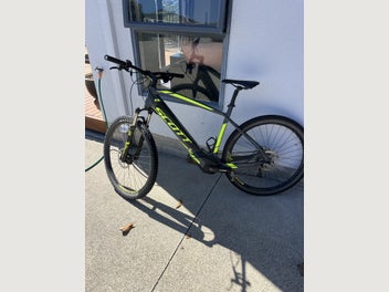 Image 1 of 7