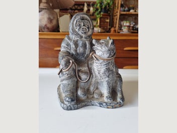 Image 1 of 7