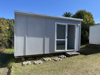 Image 1 of 4