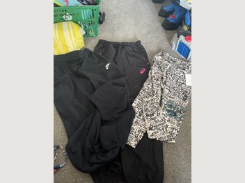 Image 1 of 7