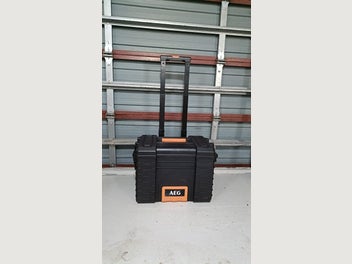 Image 1 of 5