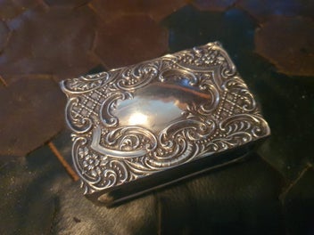 Image 1 of 6