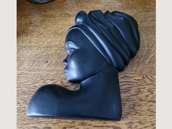 Image 1 of 7
