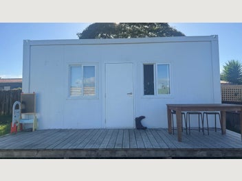 Image 1 of 5