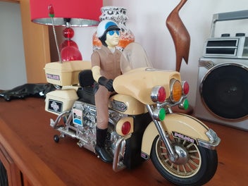 Image 1 of 2