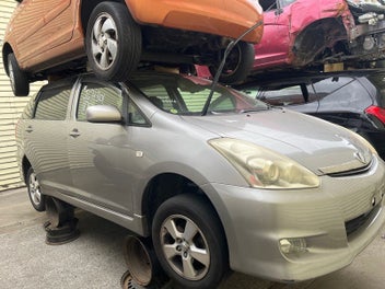 Image 1 of 6