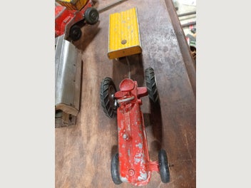 Image 1 of 7