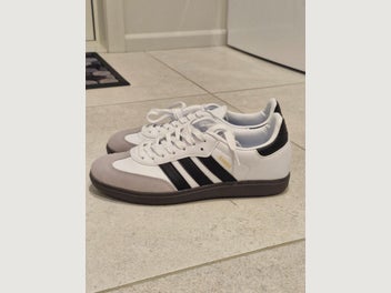 Image 1 of 7