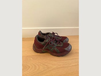 Image 1 of 3