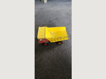 Image 1 of 7