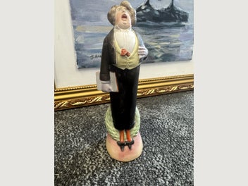 Image 1 of 6