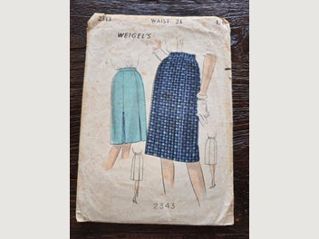 Image 1 of 3