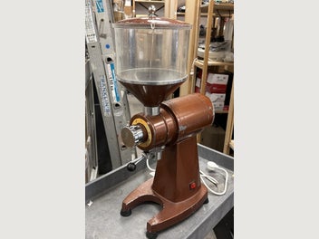 Image 1 of 6