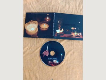Image 1 of 3