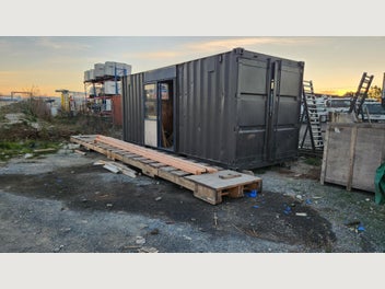 Image 1 of 6