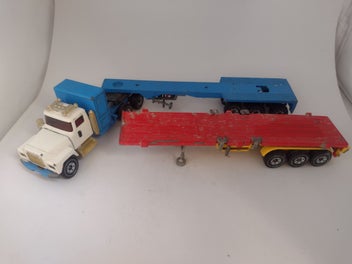 Image 1 of 4