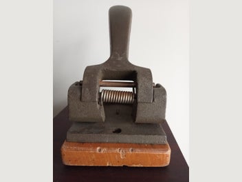Image 1 of 3