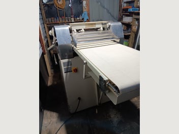 Image 1 of 6