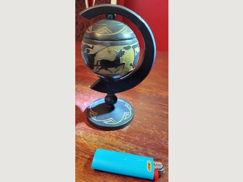 Image 1 of 4