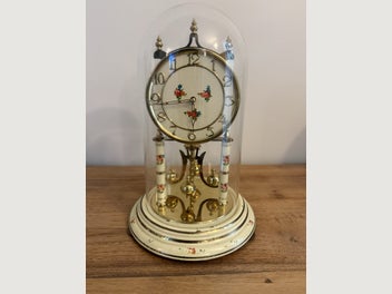 Image 1 of 7
