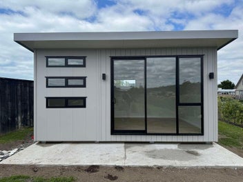 Image 1 of 6