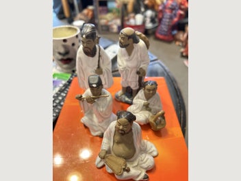 Image 1 of 6