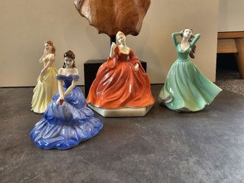 Image 1 of 4