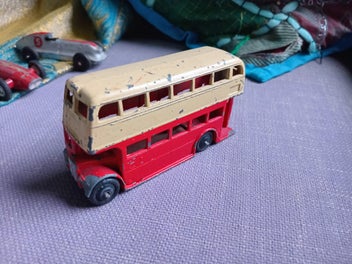 Image 1 of 5
