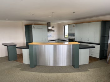 Image 1 of 20