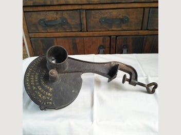 Image 1 of 7