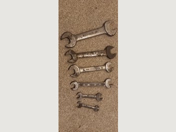 Image 1 of 7