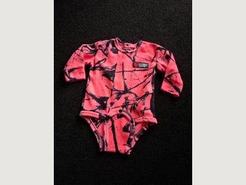 Image 1 of 3