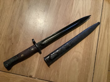 Image 1 of 7